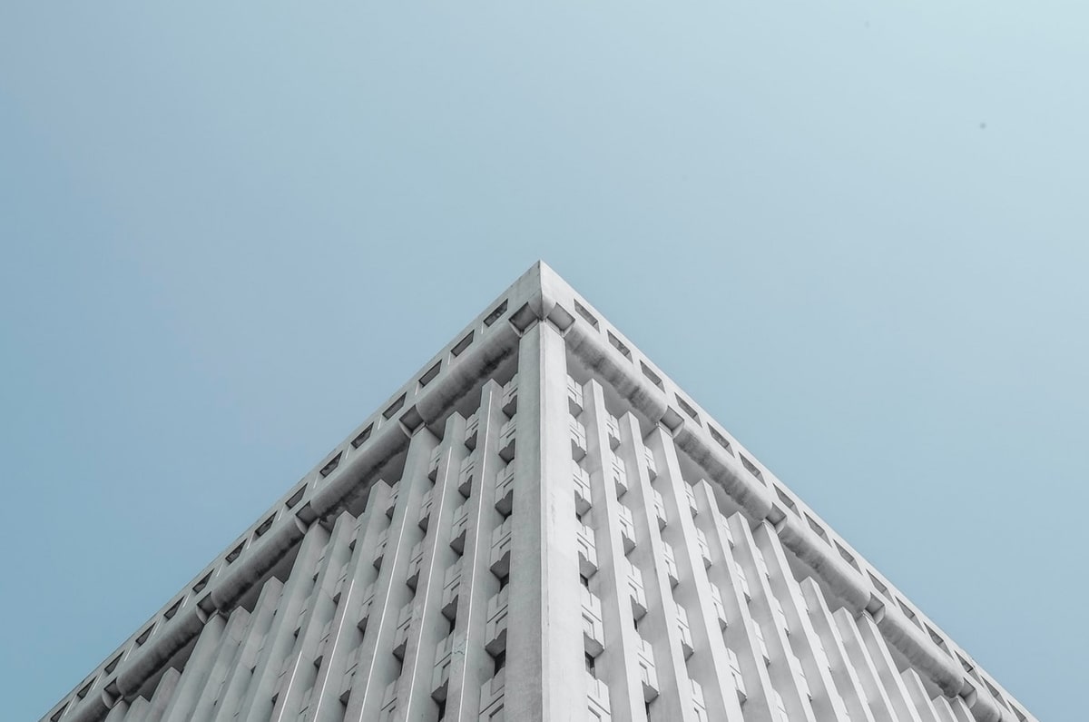 英雄联盟首领之傲出装推荐，秒人就是这么简单！